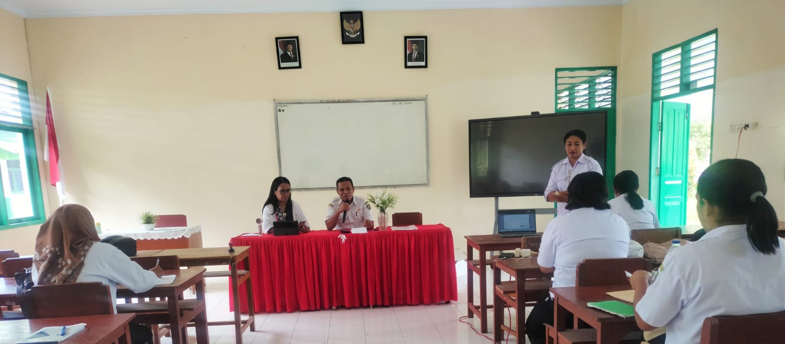 smansiwalimaambon