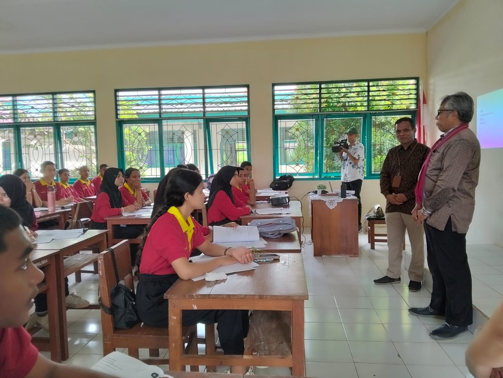 smansiwalimaambon