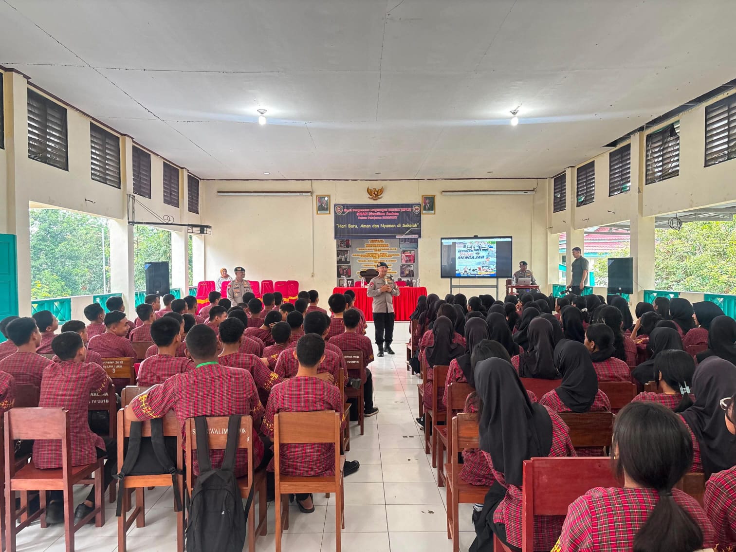 smansiwalimaambon