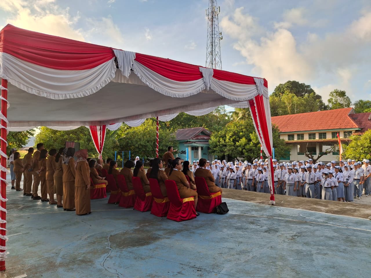 smansiwalimaambon