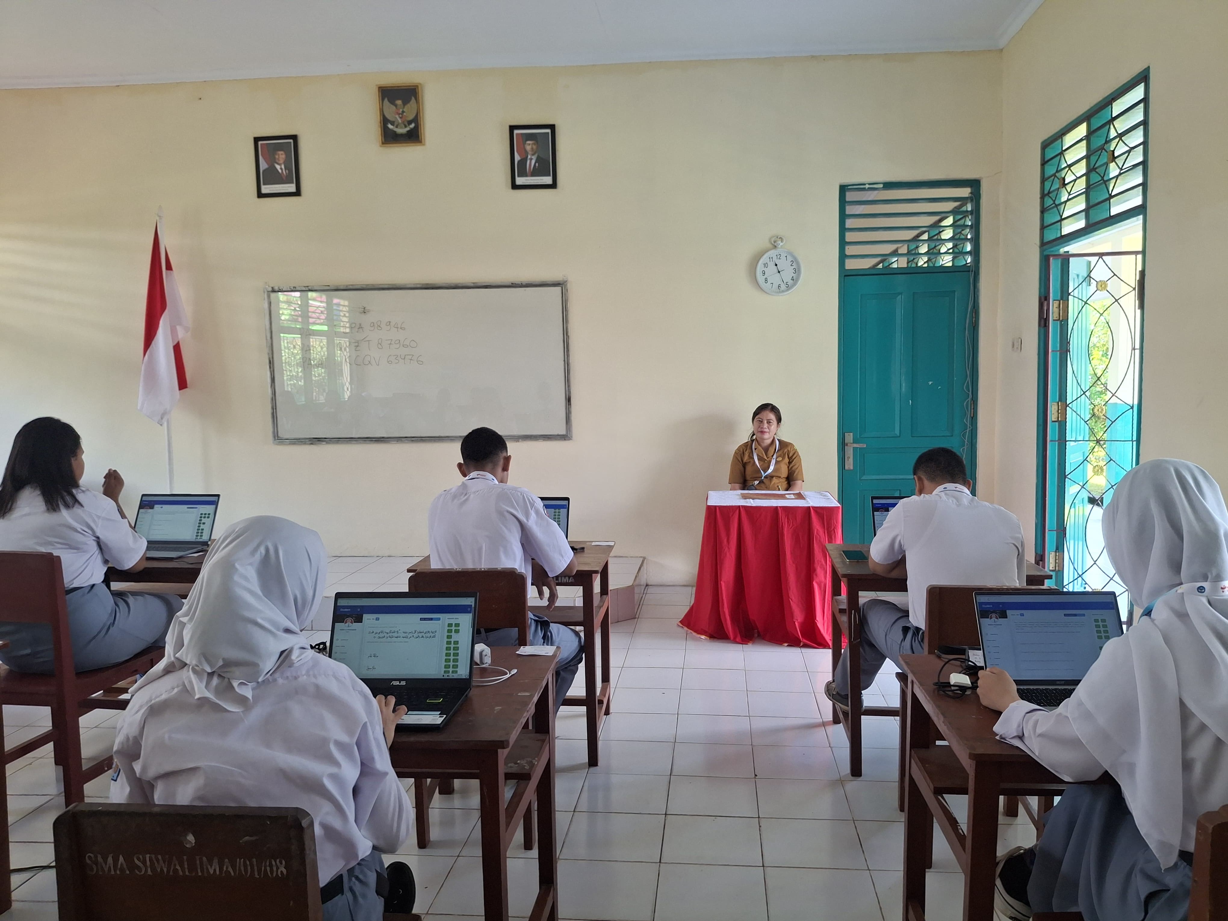 smansiwalimaambon